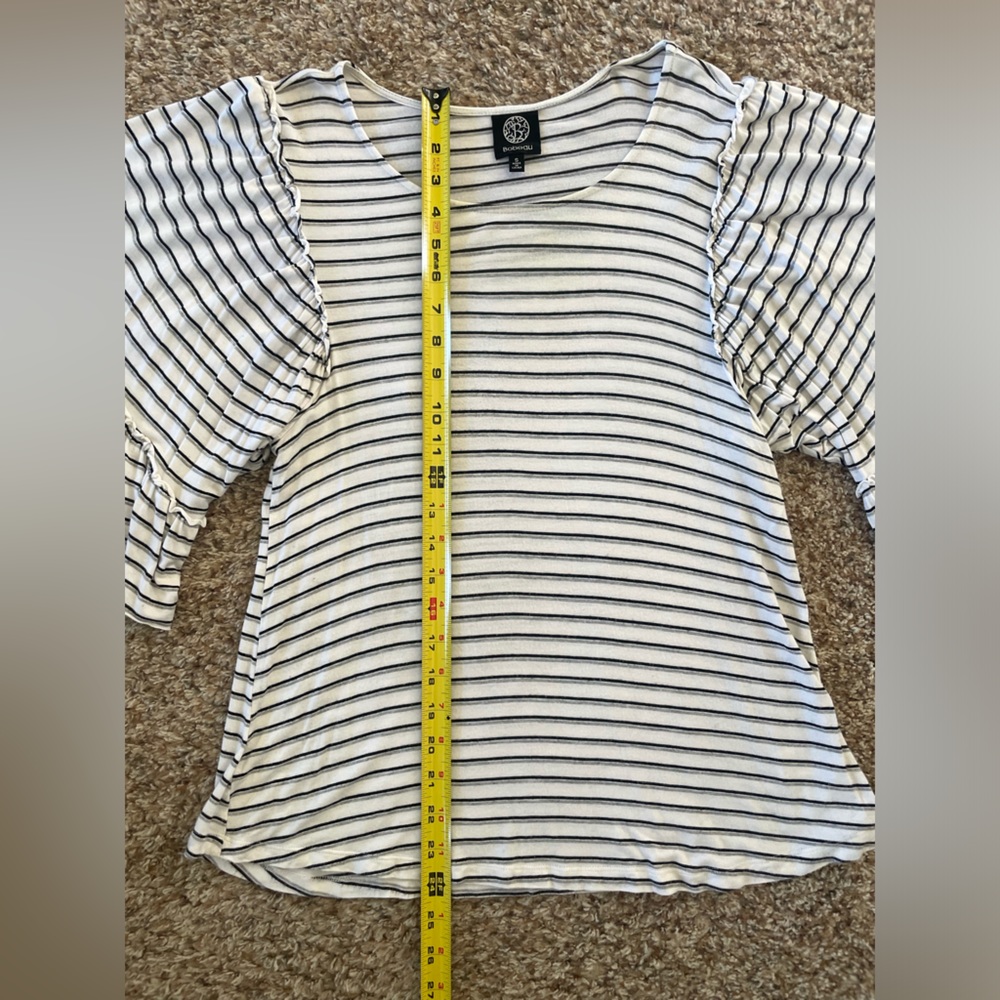 Bobeau Striped Flutter Sleeve Top - Picture 2 of 6